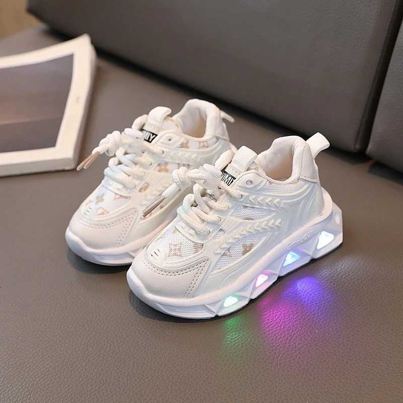 Size 2130 Lovely Girls Toddler Shoes with Led Lights Luminous Sneakers for Kids Girls Soft Glowing Breathable Shoes BoyT251017