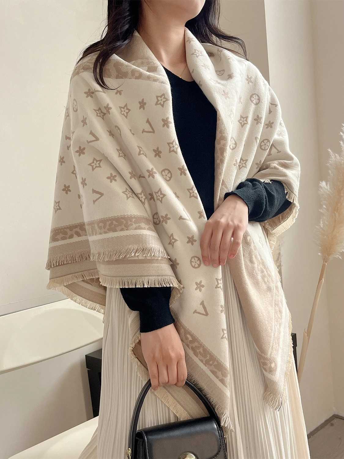 2025 Thick Shawl Wrap Head Scarf for Women Luxury Winter Warm Cashmere Neckerchief Bandana Fashion Print Poncho Bufanda C251017