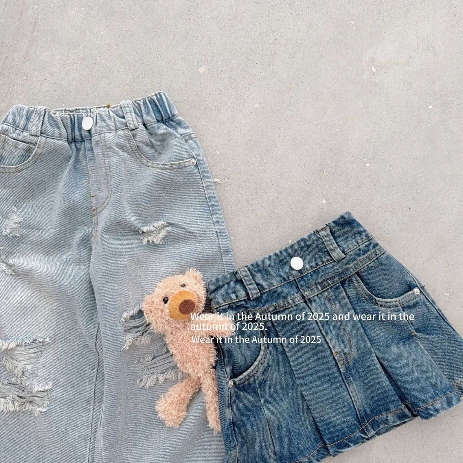 Girl Pants 2025 Autumn New Childrens Clothing Korean Style Girl Baby Fashion Ripped Jean Straight Pants Casual Simple DailyT251017