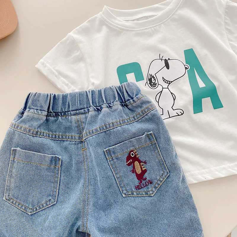 2024 Summer Kids shorts cartoon embroidery Boys sports knee length jeans Children denim Middle pantsT251017