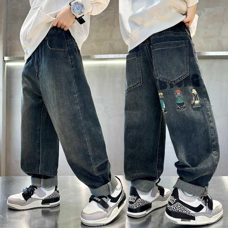 2025 New Spring and Autumn 715 Year Old Cartoon Character Straight Jeans Slimfit School MustT251017