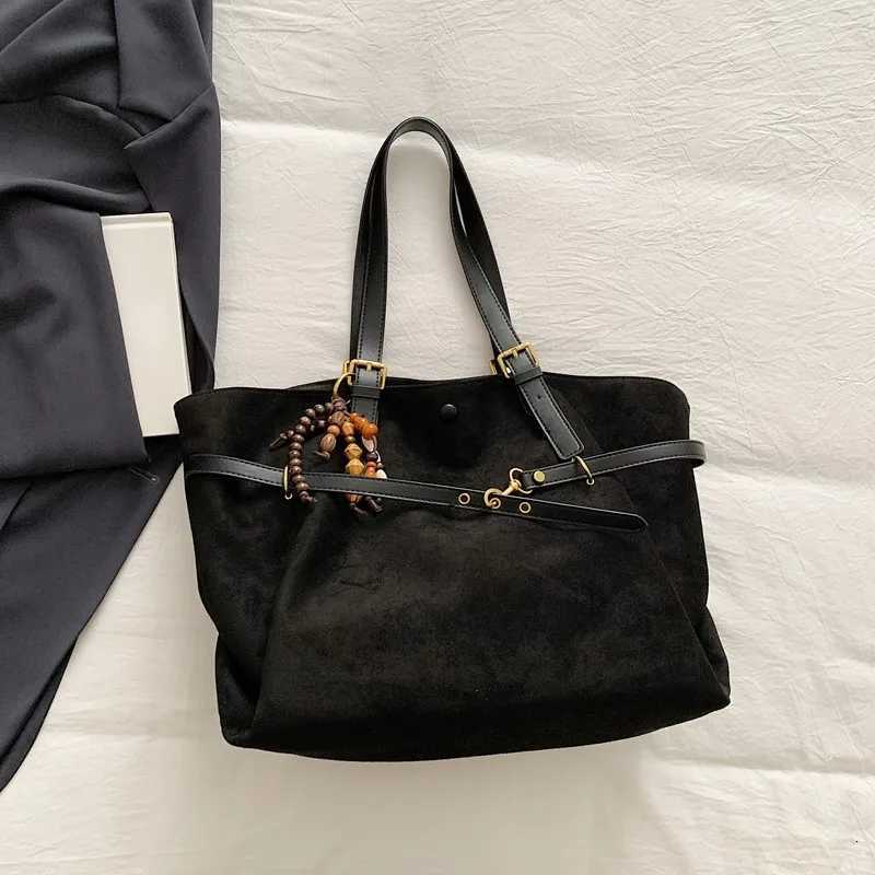 LEFTSIDE Wen Large Capacity Suede Shoder Bag 2025 Winter Soft Tote Bag Luxury Designer Fem High Capacity Brand Handbags1 D251017