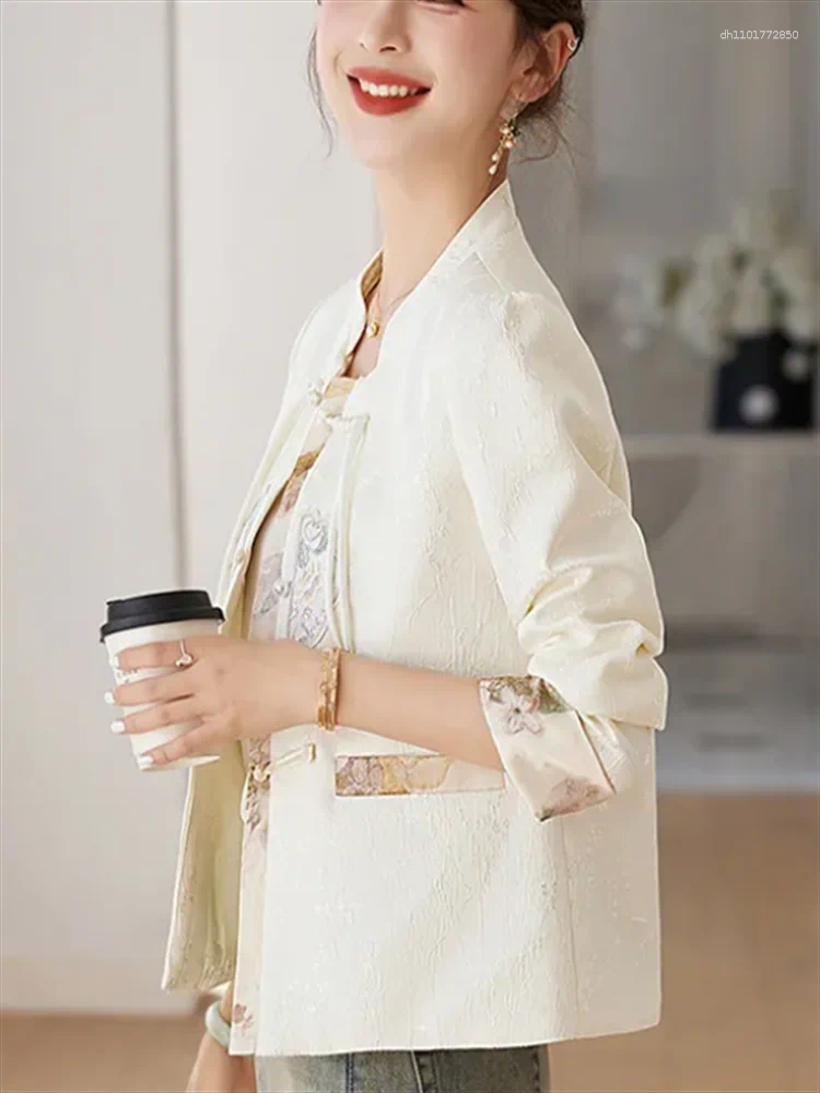 Women's Jackets Chinese Style Coats Women Outwear Plate Buckle Coat Embroidery Jacket Stand Up Neck Top Short For Thin Retro