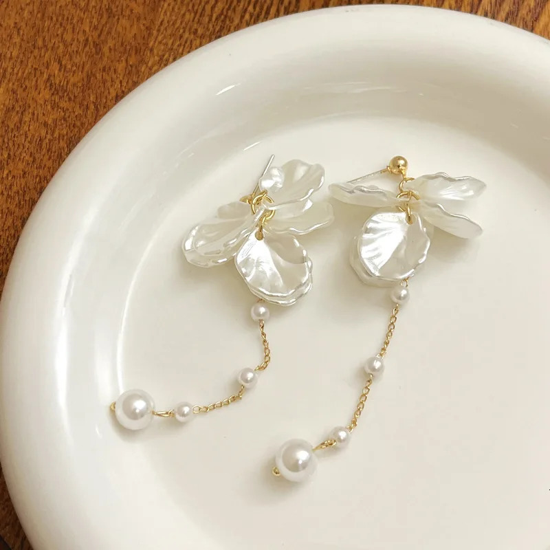 Modern Jewelry 925 Silver Needle Elegant Temperament Simulated pearl Tassel Earrings For Women Fashion Accessories Wholesale 251016