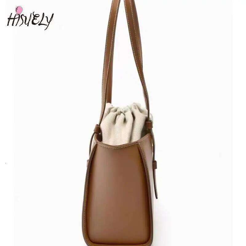 New Leisure Handheld Shoulder Quality PU Leather Women Versatile Drawstring Closed Top Handle Bags Female Crossbody Bag