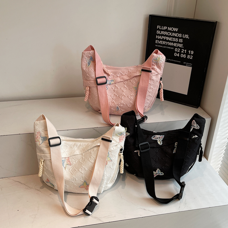 Spring women's fashionable and compact phone bag with large capacity function, new high-end student versatile, casual and simple shopping commuti