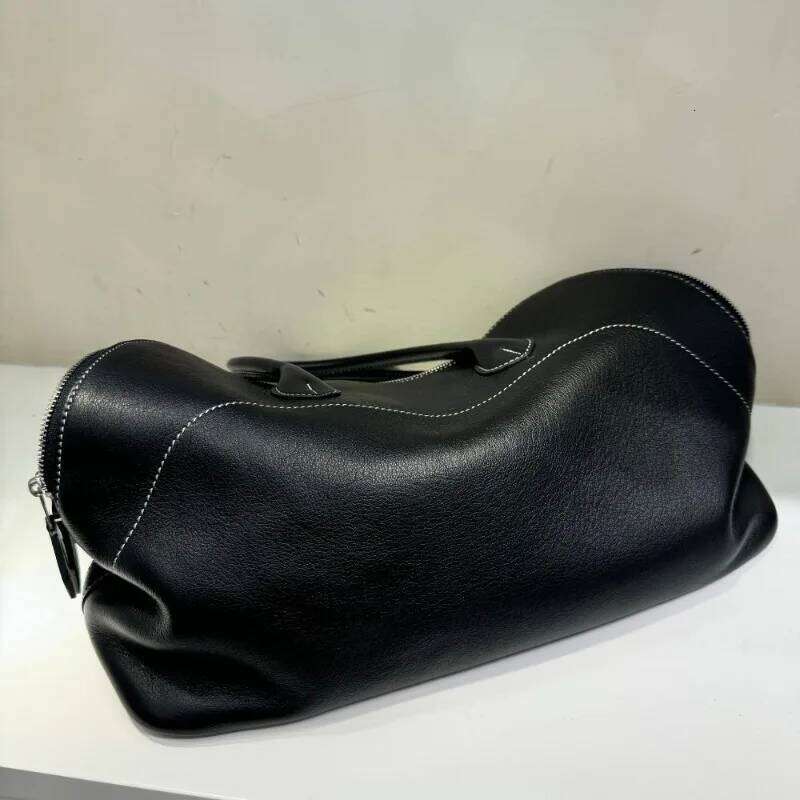 Light High-end Hand-ed Bowling Handbag, First-layer Cowhide Shell Bag, Large-capacity Commuter Versatile Bag