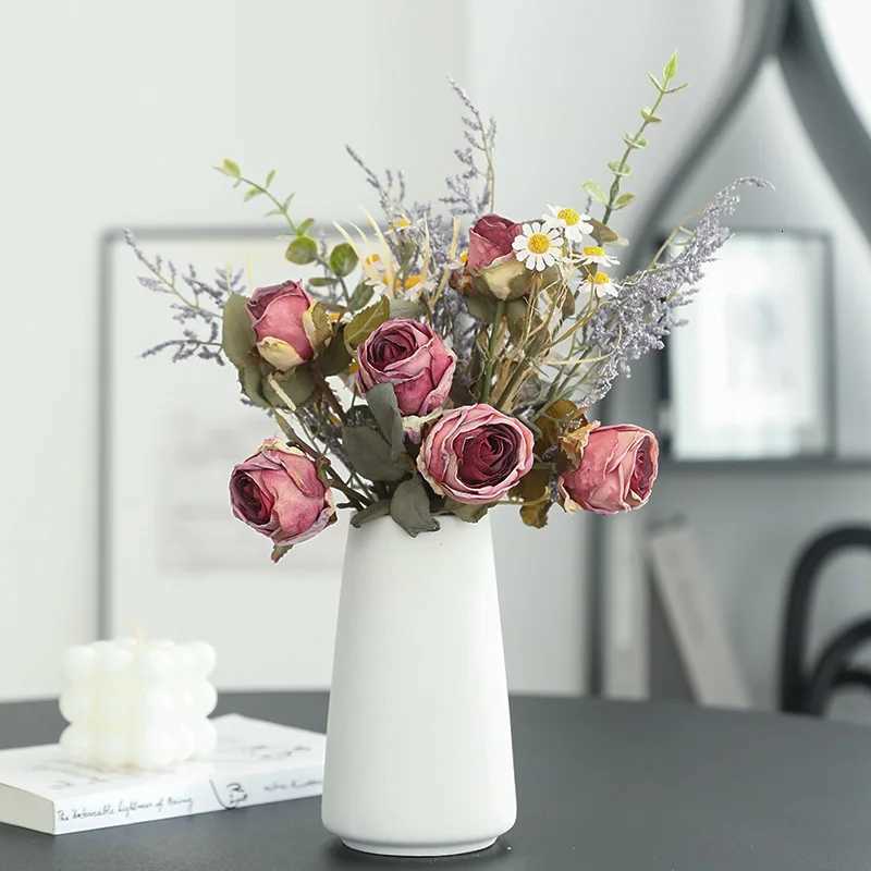 Artificial Rose Flowers Restic Silk Burnt Edge Vintage Rose with Stem for Home Bridal Wedding Party Floral Bouquet Decoration C251017
