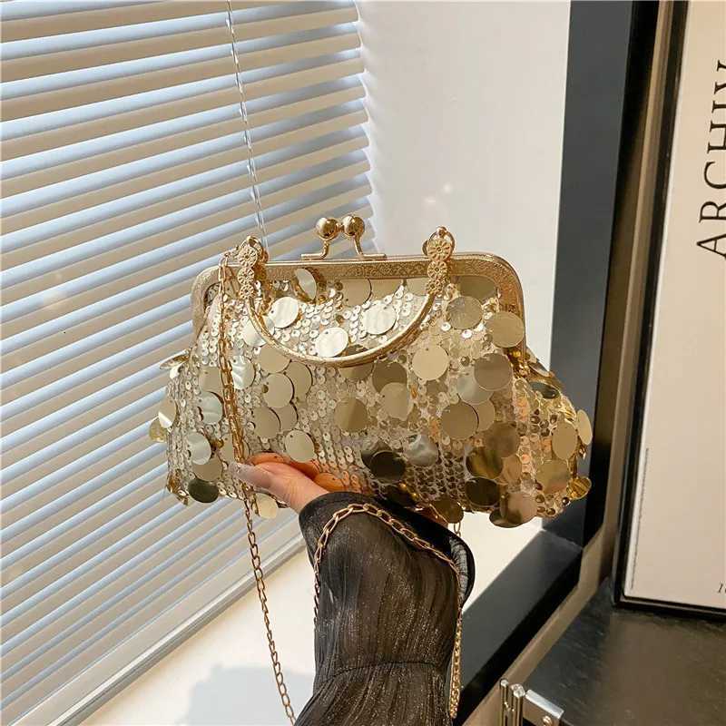 Elegant Sequined Evening Shoulder Bags for Women Solid Color Ladies Clip Chain Crossbody Bag Casual Female Shell Handbags Purse Z251017
