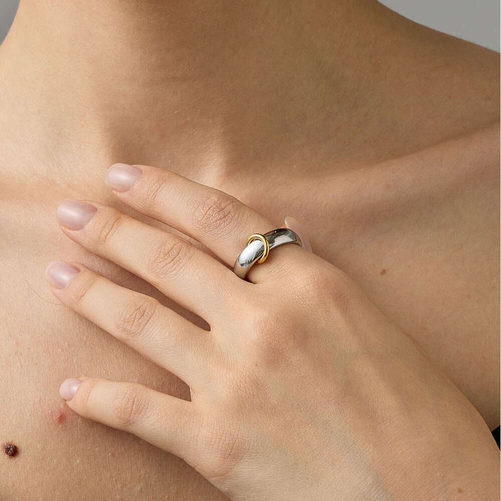 Stainless Gold-Plated High-End Ins Titanium Steel Jewelry Furnace Vacuum Color-Retaining Ring