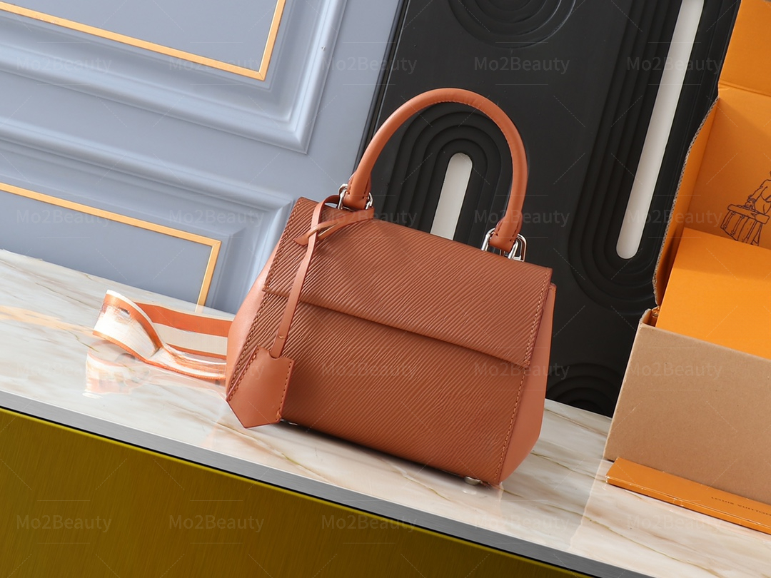 2025 New French style ripplepattern designer handbag luxury bag crossbody bag tote bag shoulder bag women's bag