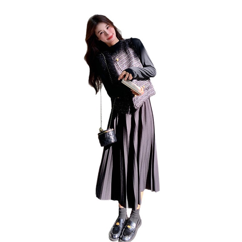 Free shipping designer Two Piece Dress New two piece set with improved quality sequins skirt easy matching fashion