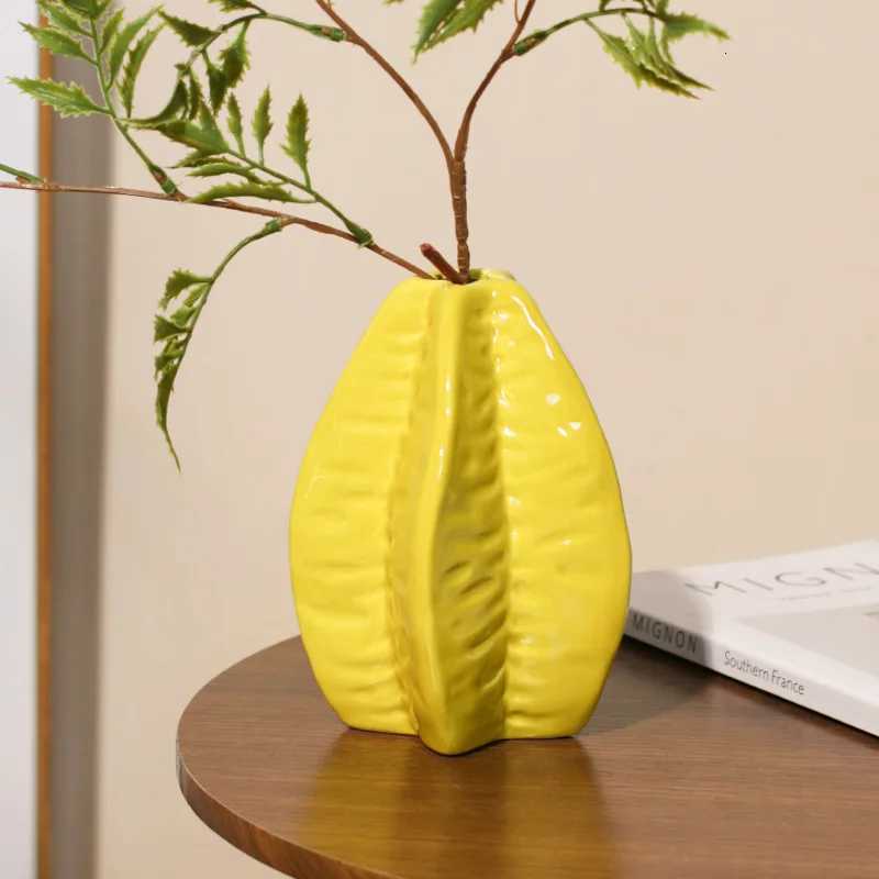 Ceramic Vase Star Fruit Creative Cream Wind Nordic Style Modern Simple Flower Arrangement Hydroponic Floral Jewelry Ornament C251017
