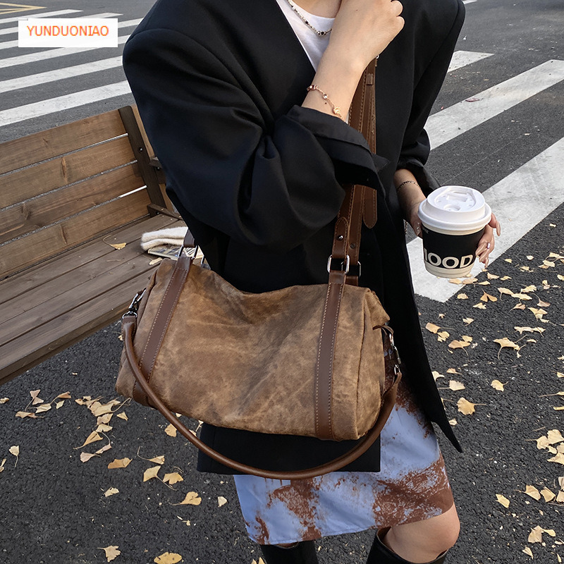 Autumn and winter new designer bag Boston bag large capacity women's shoulder bag fashion trend women's crossbody bag luxury handbag