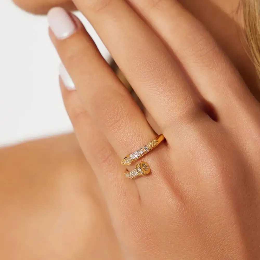 Women Adjustable Nail Ring Korean Fashion Punk Cubic Zirconia Ring Daily Simple Jewelry Z251017