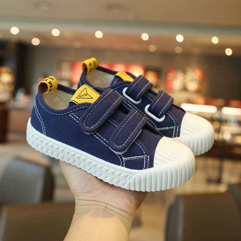 Childrens canvas shoes 2025 Spring and Autumn Korean version low top board shoes for boys and girls baby white shoes casual cloth shoes W251017