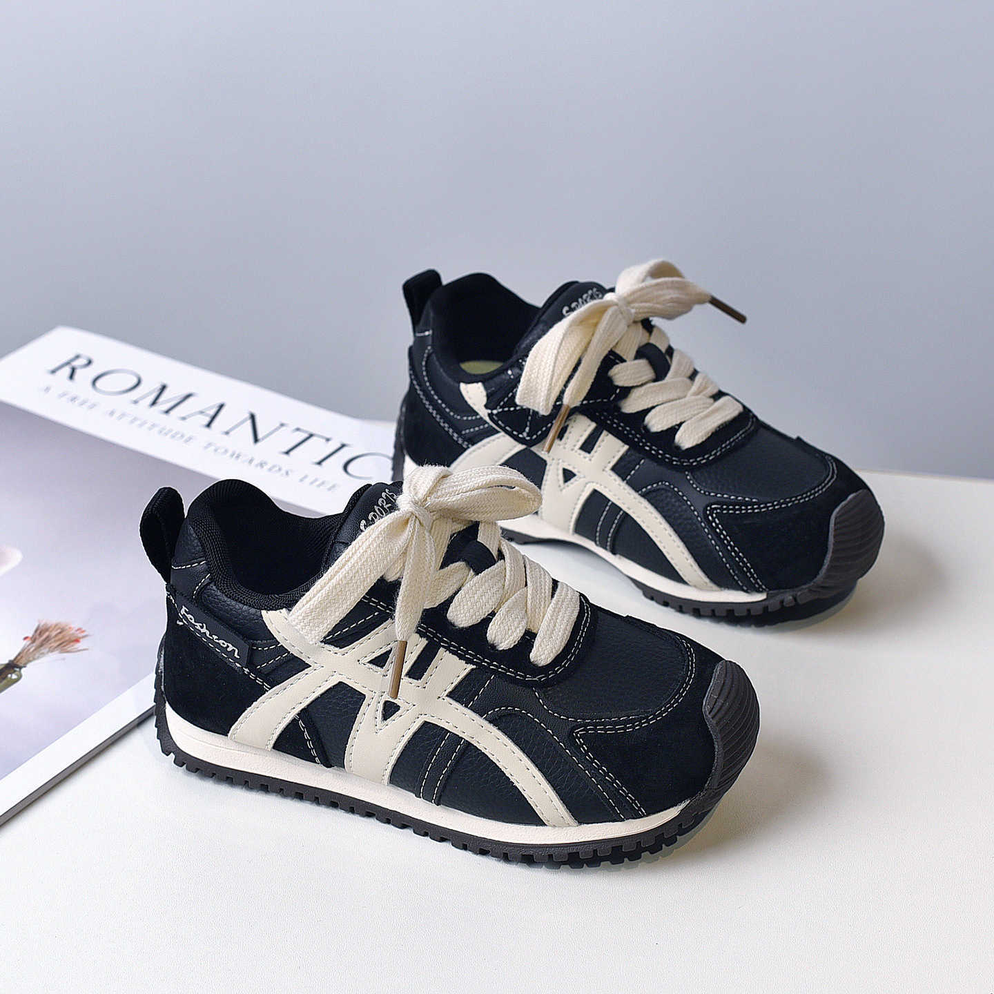 Genuine Leather Childrens Forrest Gump Shoes 2025 New Autumn Winter Boys Casual Sports Shoes Girls Soft Sole NonSlip Running Shoes W251017