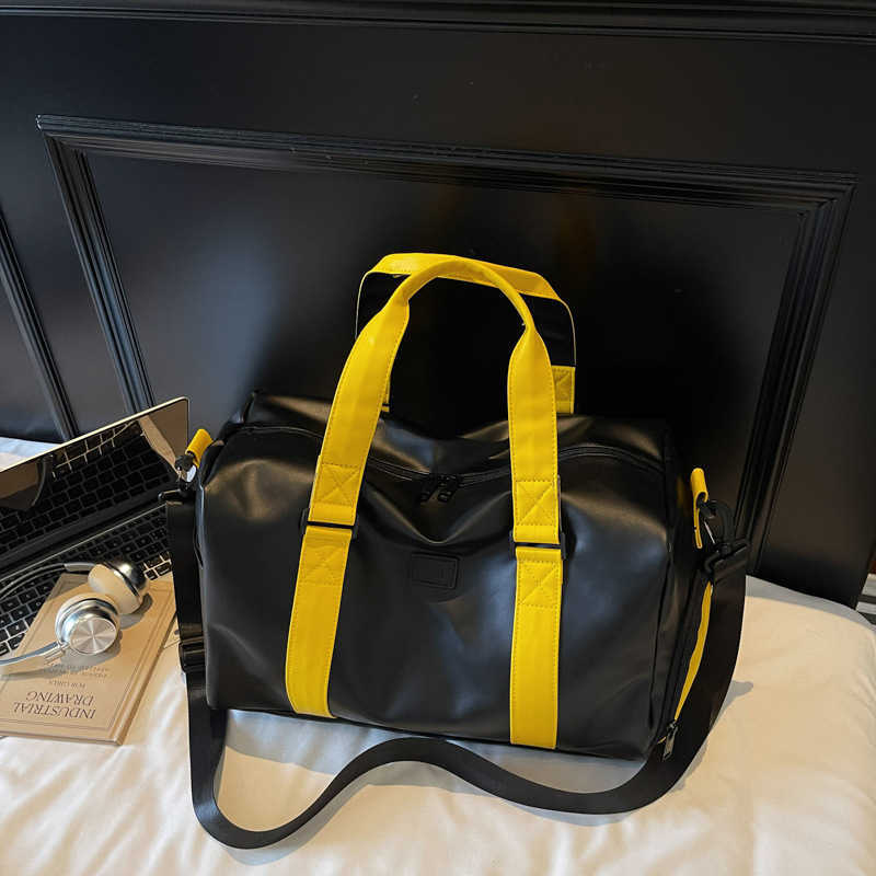 New Simple High-End Neutral Handbag Sports Casual Large Capacity Trendy Fashion Short Trip Handheld Travel Bag 250415