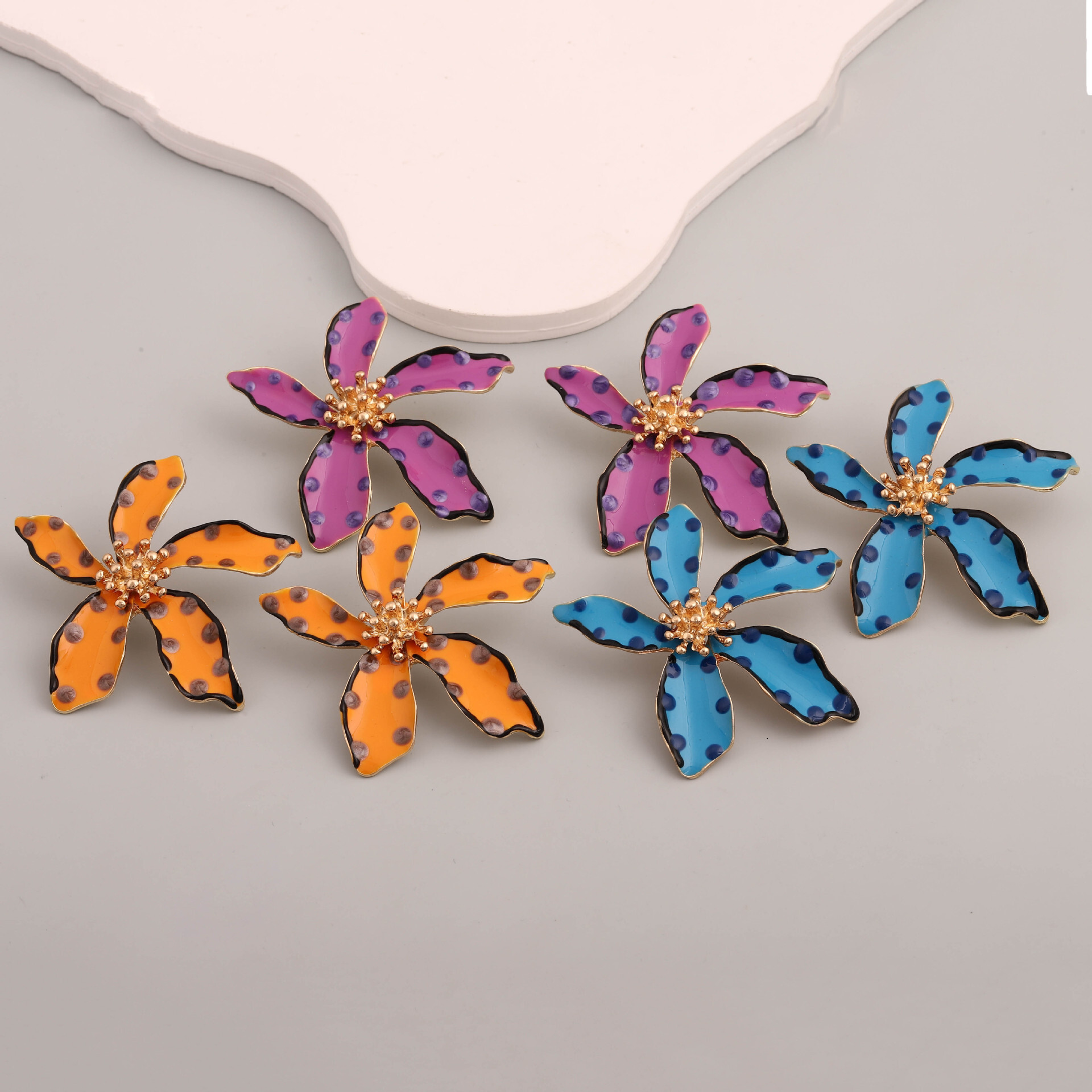 Fashion Personality designer earrings Creative Oil Drop Flower Earrings Exaggerated Polka Dot Alloy Earrings for Women