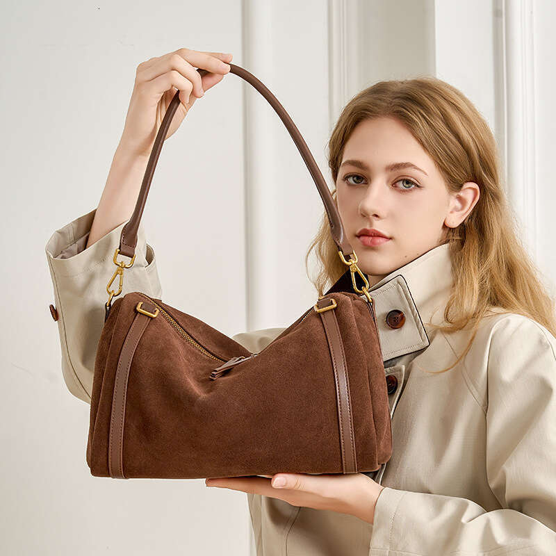 Luxury bag Boston Pillow High End Large Capacity Matte Leather Fashion Commuter Crossbody New Single Shoulder Bag