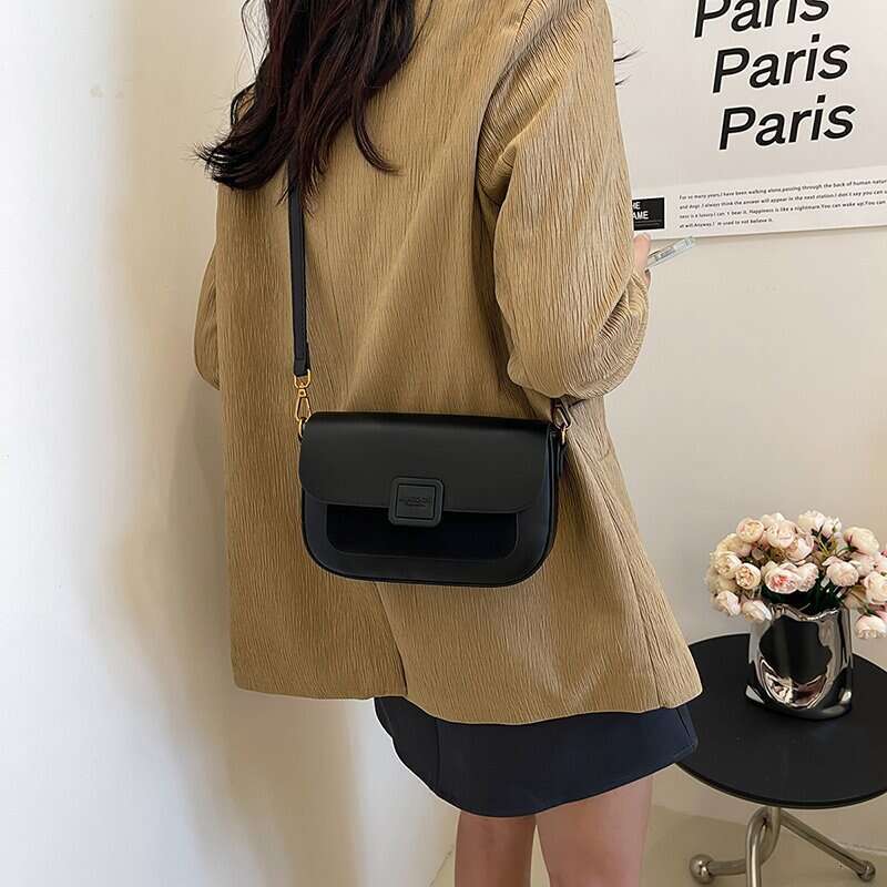 High-end Fashion Tofu Autumn Winter Internet Celebrity Versatile Small Square Light Luxury Niche Single Shoulder Crossbody Bag