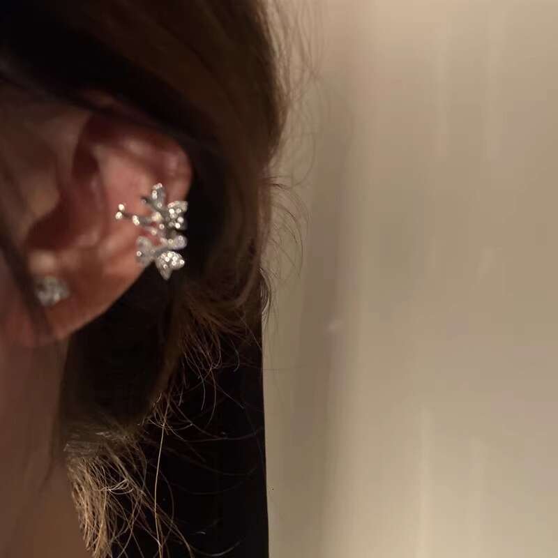 Korean Copper Flower Texture High-end French Non-pierced Clip Pure Sier Ear Cuff for Women