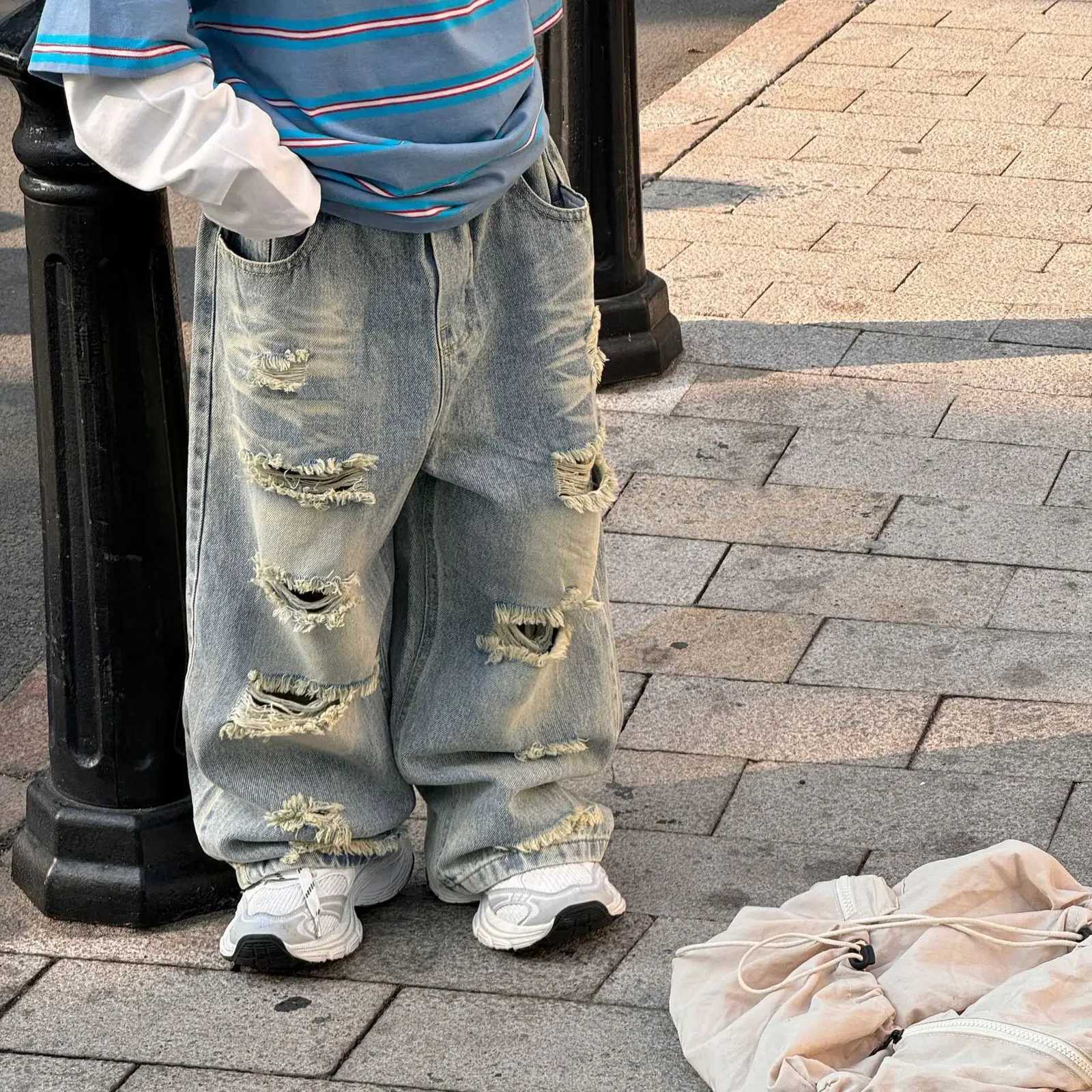 2025 Spring New Korean Style Boys Fashion Retro American High Street Piercing Jeans Childrens Pants TrendT251017