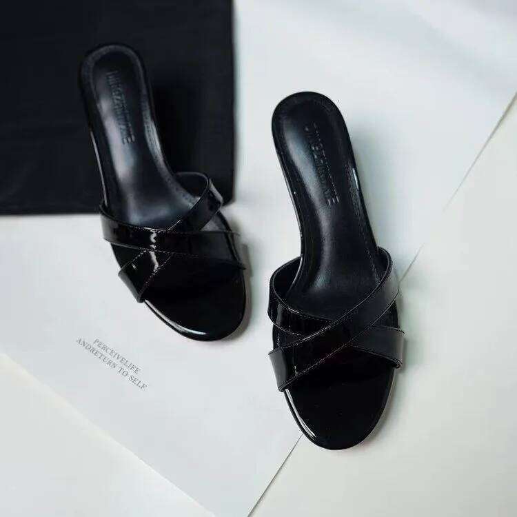 2025 Summer New Fashion High Heels Slippers Square Shoes for Women Design Open Toe Slingback Slides Female Zapatos