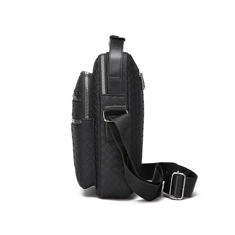 Luxury Designer Handbags Men's Bag New Crossbody Bag Simple Plaid Casual Fashion Trendy Shoulder Bag Business Commuter Luxury Bag Office Worker M