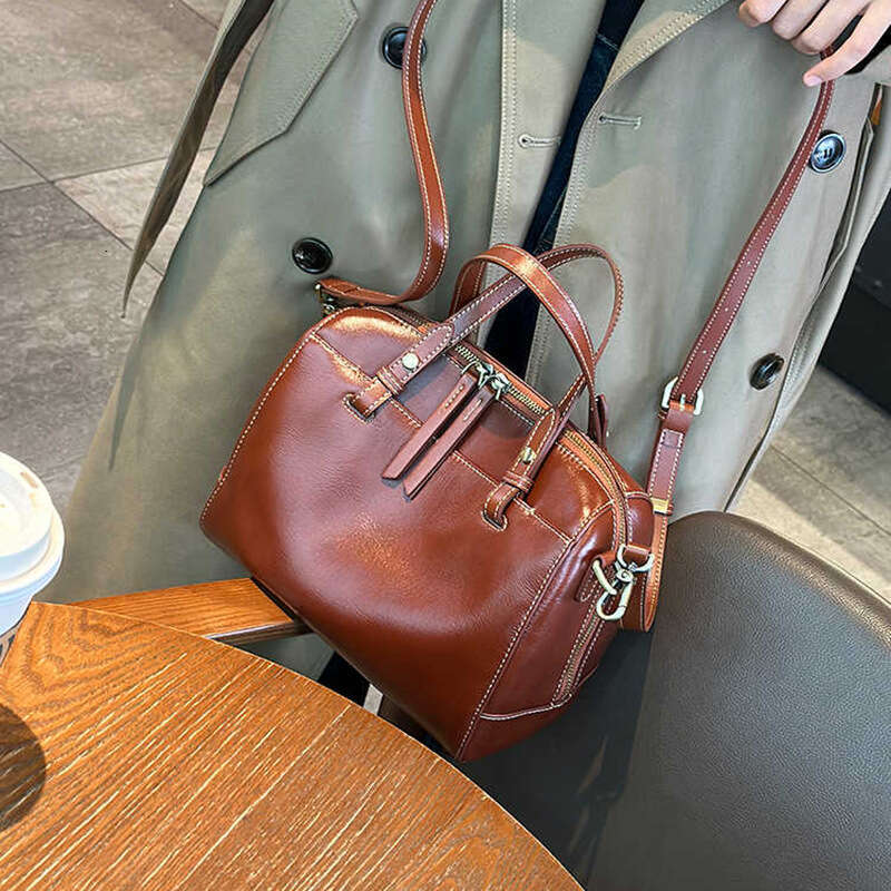 Elegant New Genuine Leather Boston Pillow Crossbody Textured Fashionable Vegetable Tanned Top Layer Cowhide Women S Bag High Quality