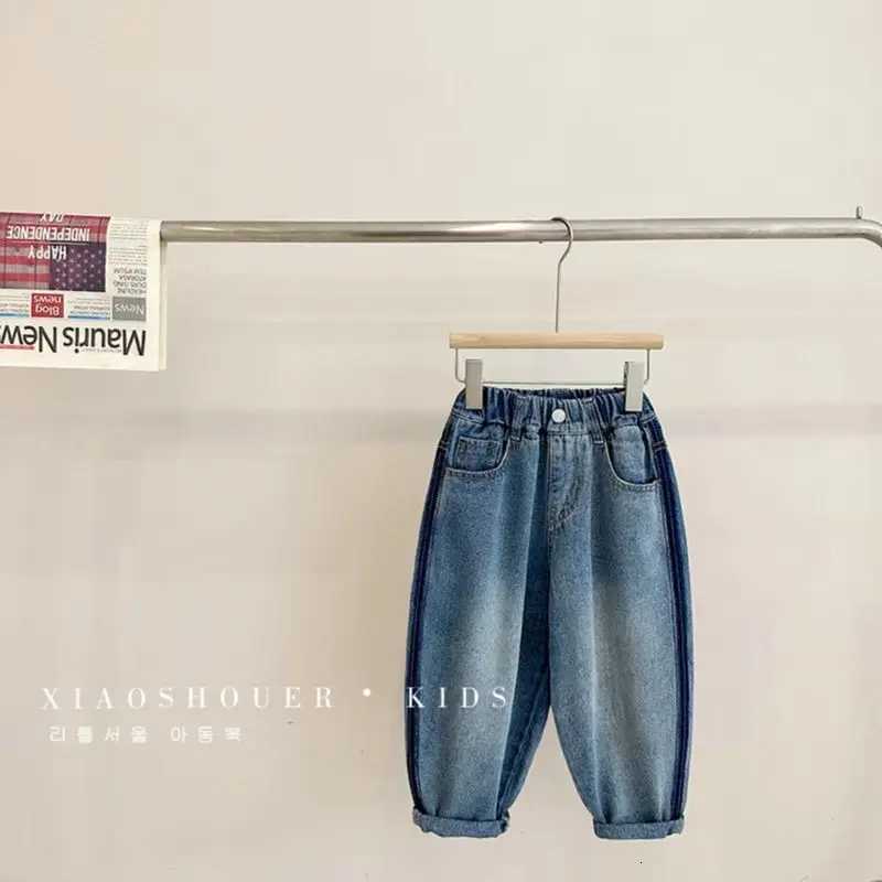 Spring and Autumn Childrens Loose Pants Boy Baby Pants Solid Kids Jeans Casual Boys Denim Pants Soft Girls Fashion TrousersT251017