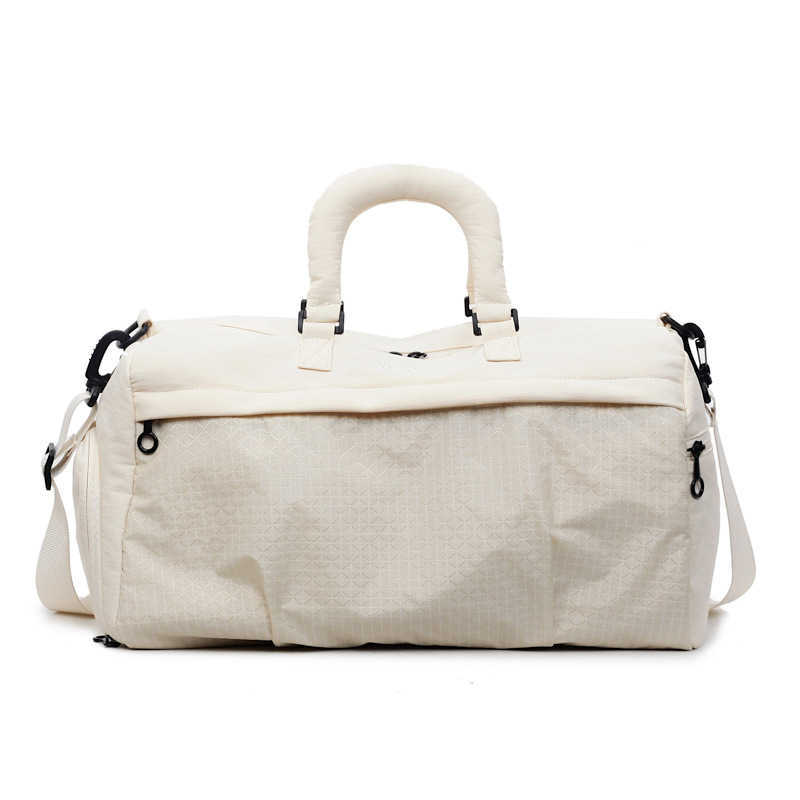 New multifunctional lightweight stylish gym bag outdoor casual fashion tote large capacity travel bag for men 250415