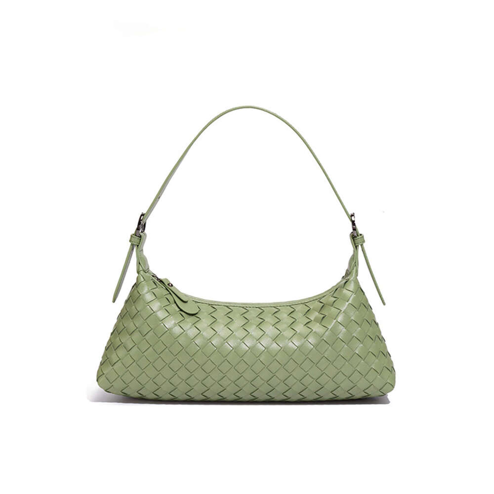 New Niche High-End Hand-Woven Fashionable and Stylish Single Shoulder Underarm Baguette Bag Versatile Simple Handbag