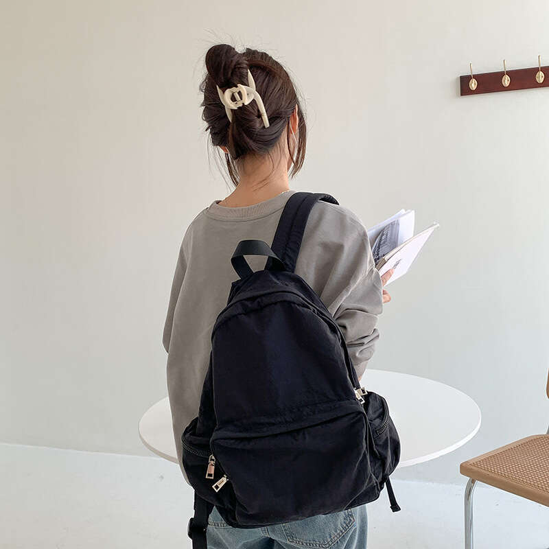 Korean Casual Lightweight Commuter Large Capacity Harajuku Style Backpack Solid Color Simple Student Nylon Cloth School Bag B5