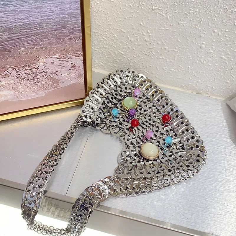 Metal Shiny Silver Sequin Metal Hollow Vintage Court Crystal Handheld Shoulder Bag Z251017