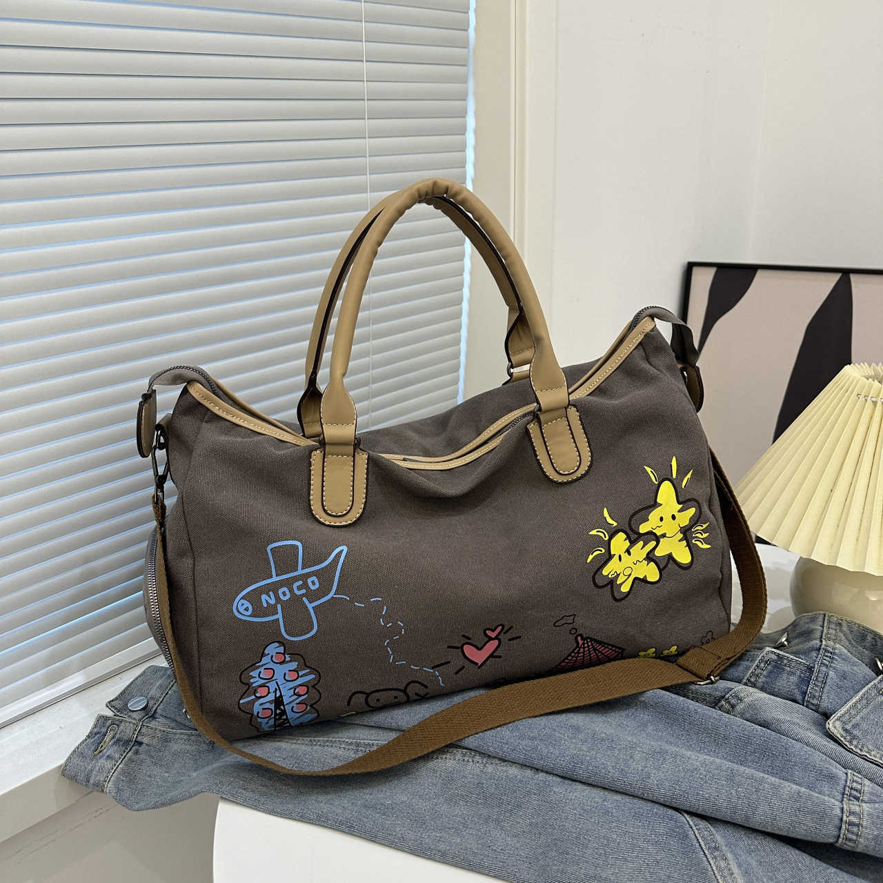 New Graffiti Outdoor Sports Gym Bag Fashionable Unisex Large Capacity Travel Bag Business Trip with Shoe Compartment Handbag for Women 250415