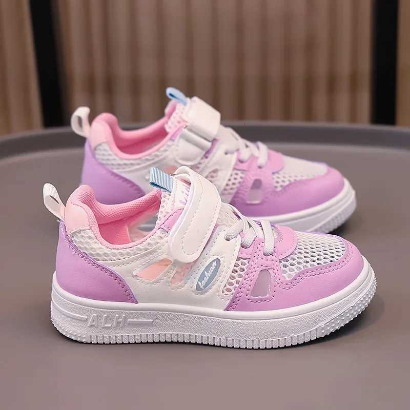 Childrens Summer Hollow Casual Sneakers Soft Sole Kids Shoes Hookloop Children Skate Shoes Nonslip Soft Sole Cute BearsT251017