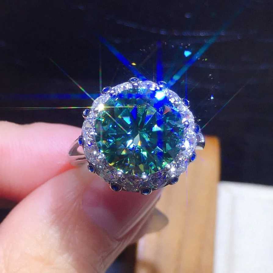 Stunning 3ct Green Moissanite Ring 925 sterling silver Engagement Wedding band Rings for Women Bridal Finger Party Jewelry Z251017