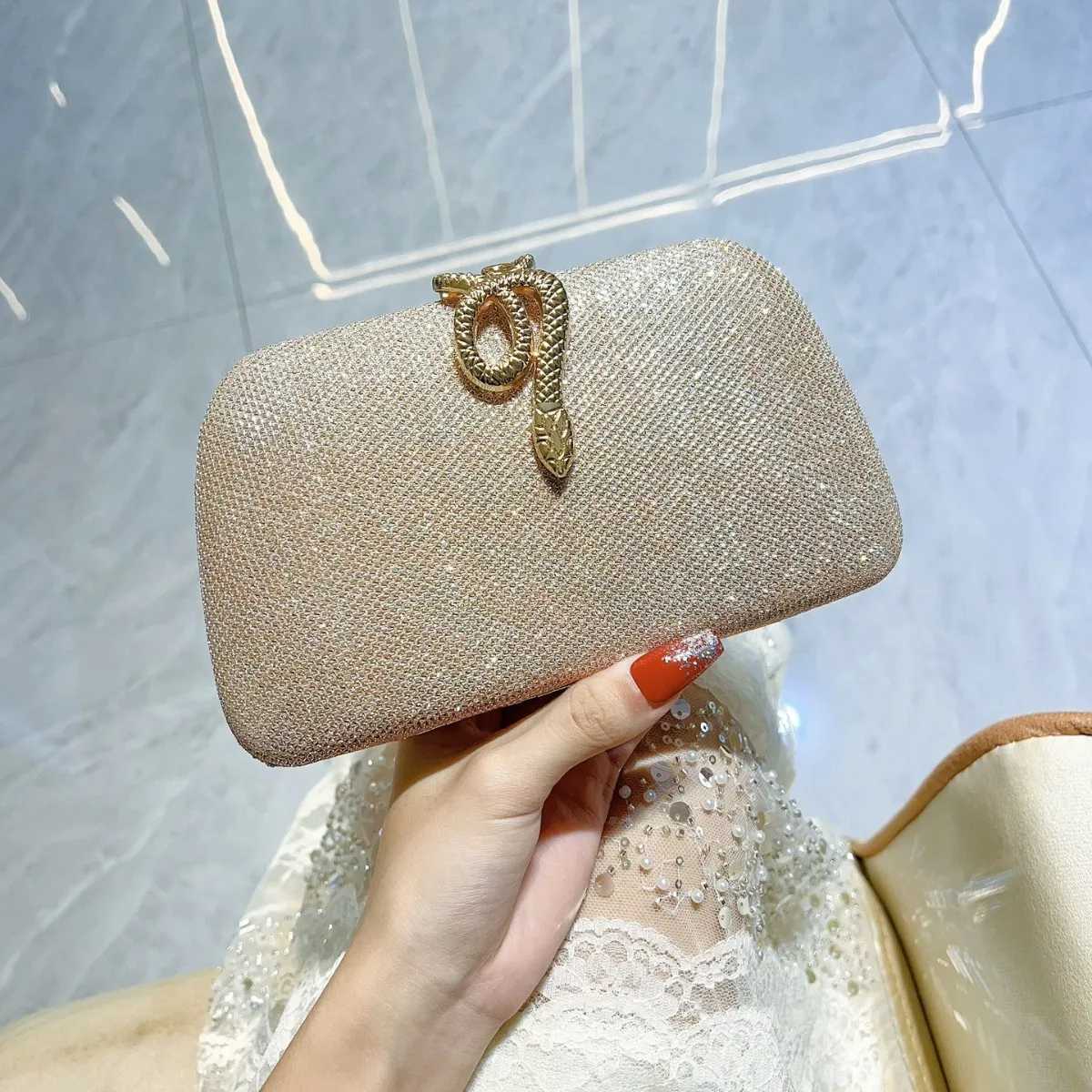 Glitter Snake Buckle Clutch Bags for Women Formal Party Elegant Wedding Cocktail Evening Handbags Luxury Chain Shoulder Bags Z251017