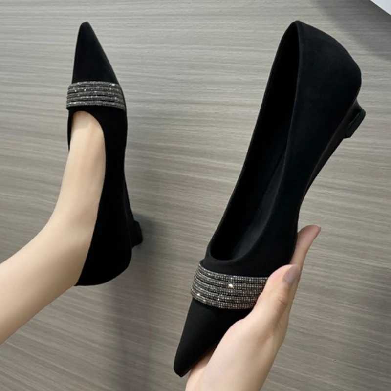 Luxury Rhinestone Satin Designer Brand High Heels Women Sexy Pointed Toe Soft Leather Wedges Shoes Elegant Comfortable Pumps Z251015