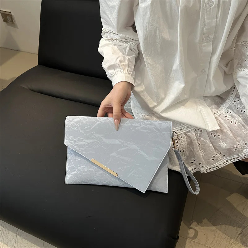 Fashion Women Clutch Soft PU Leather Solid Color Evelope Bag Wristlet Bags Female Small Handbags Day Clutches Evening Party 251014