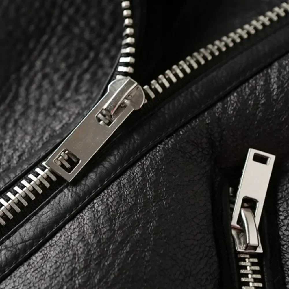 2025 Women Leatherette Coat Female Loose Outwear Extra Thick Warm Extra Thick Lamb Wool New Autumn Winter Pu Leather JacketT251017