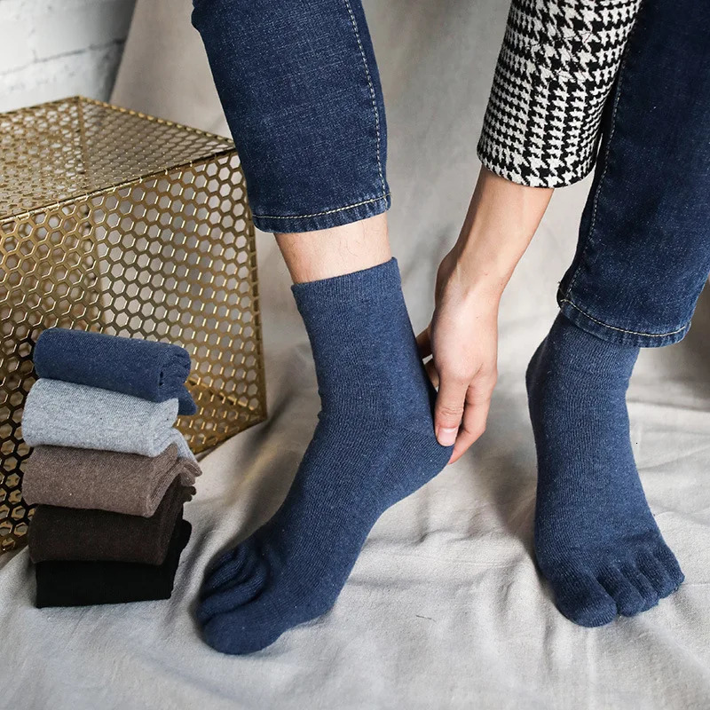 3 Pairs Man Wool Socks with Toes Autumn Winter Thermal Thick Socks Solid Color Wool Soft Warm 5 Finger Socks Casual Male Gift 251017
