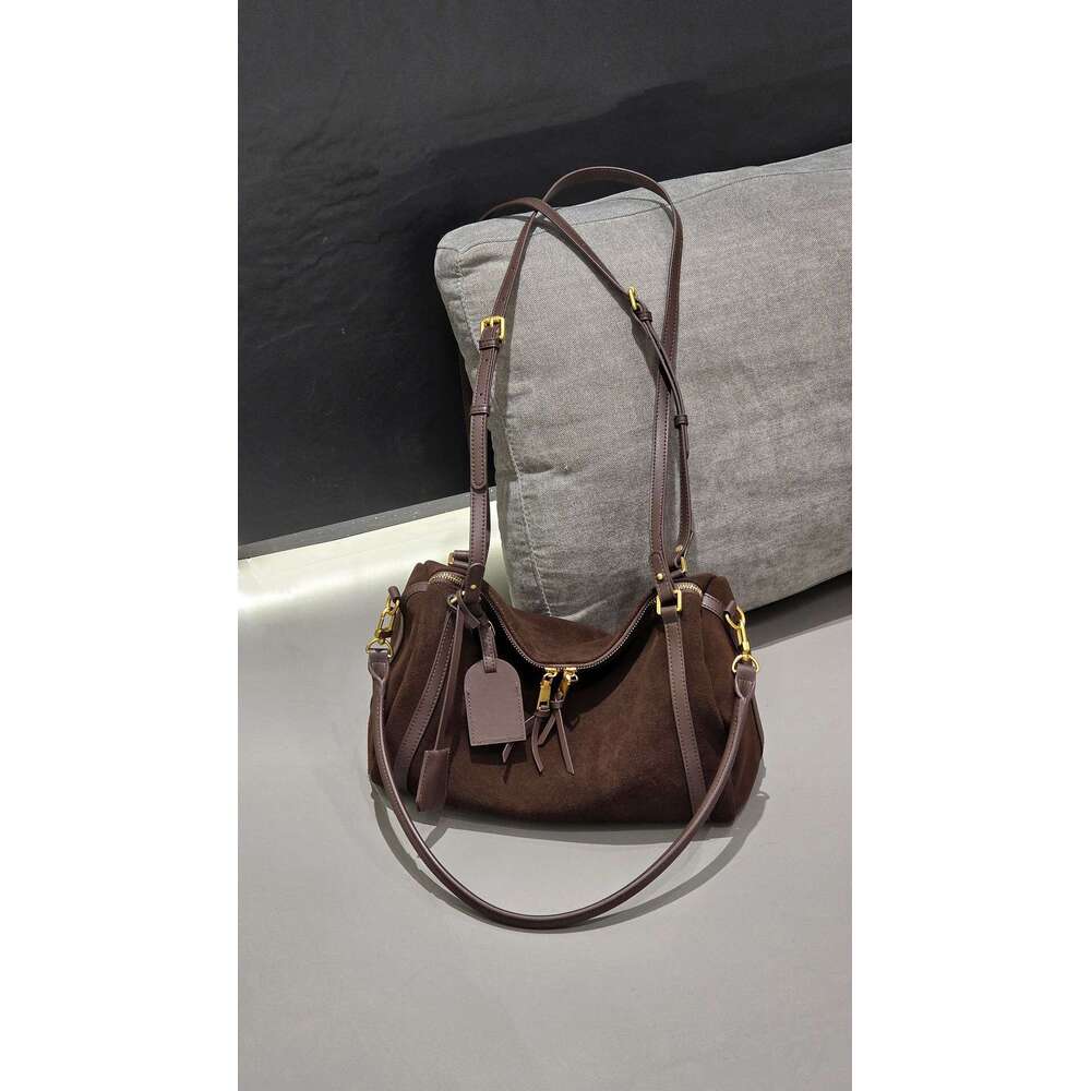 Autumn New Matte Leather Boston Pillow For Women, Large Capacity Single Shoulder Crossbody Commuter Bag, Bowling Bag