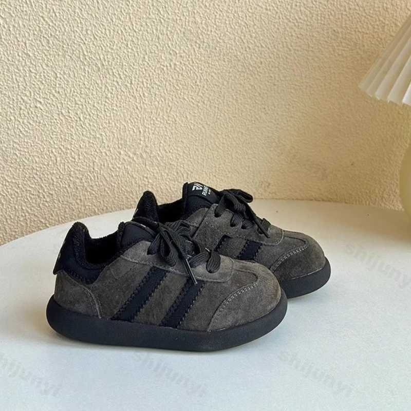 Childrens Casual Shoes 2025 Autumn Winter New Fashion Cross Tied Girls Flats Thicken Warm Comfortable Non Slip Boys SneakersT251017