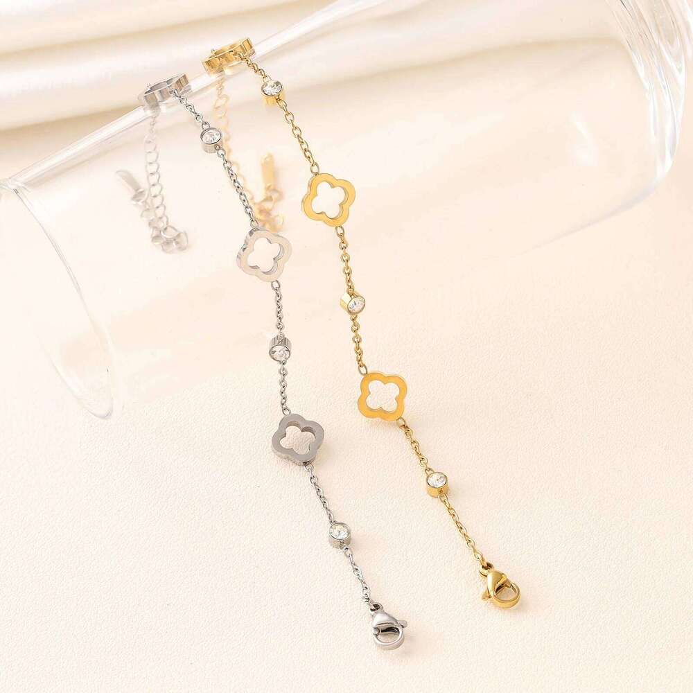 Elegant Four Leaf Clover Bracelet For Women Girls Daily Wear Stainless Steel Jewelry Friend Gift