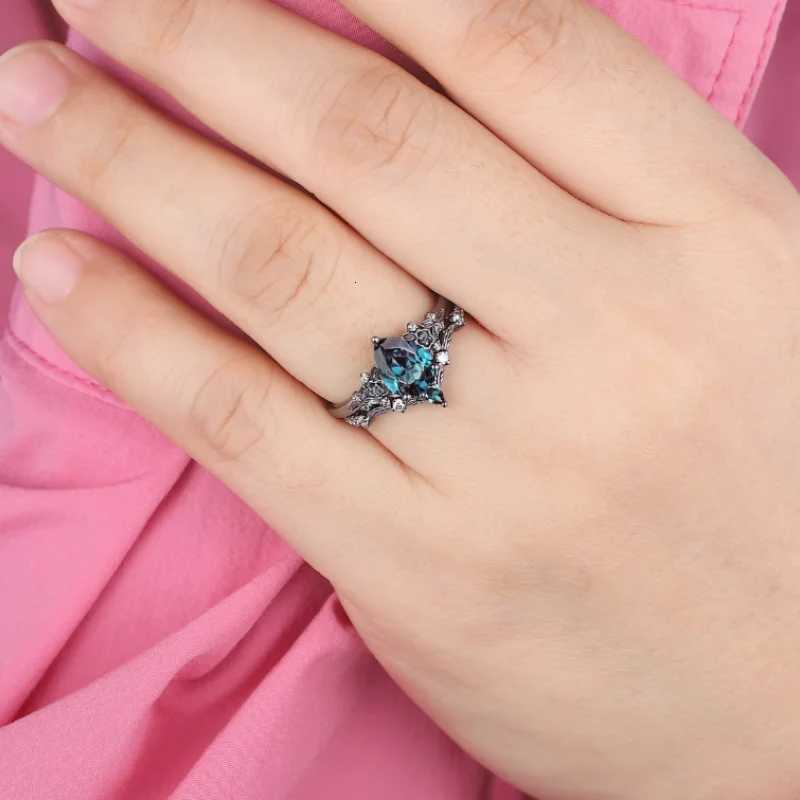 Luxury Gun Black Cubic Zircon Ring Creative Vine Ring Classic Wedding New Dazzling Ladies Accessories Jewelry Z251017