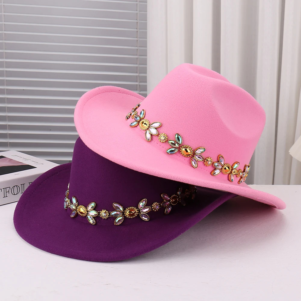 Fashionable Gold Chain Decorated Casual Breathable Single Color Versatile Simple Style Cowboy Hat for Women 251015