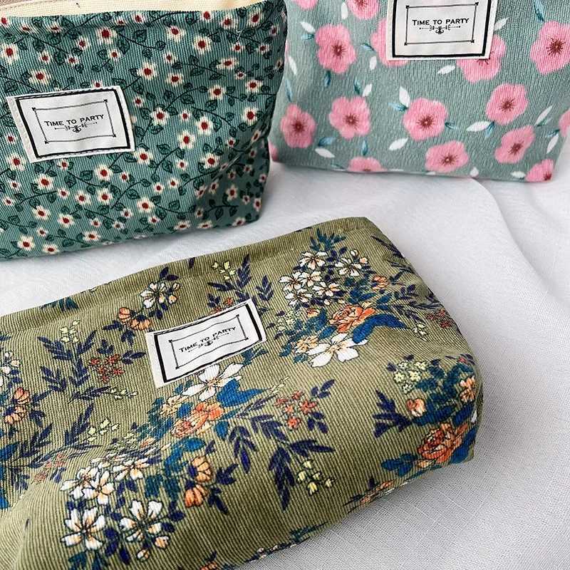 Corduroy Makeup Bag Organizer Clutch Retro Flower Print Cosmetic Bag Wash Women Travel Make Up Pouch Beauty Toilet Storage Cases W251017