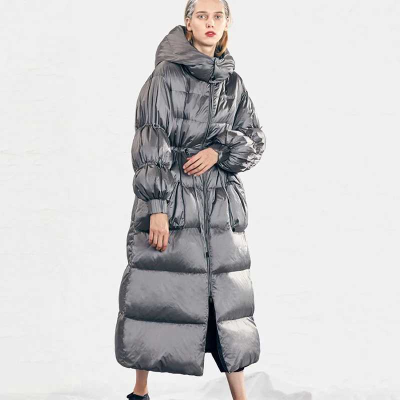 Overcoat HighQuality Hooded Women Down Jacket 2025 New Winter 90 White Duck Down Warm Loose Waterproof Womens Down Jacket H671 W251016